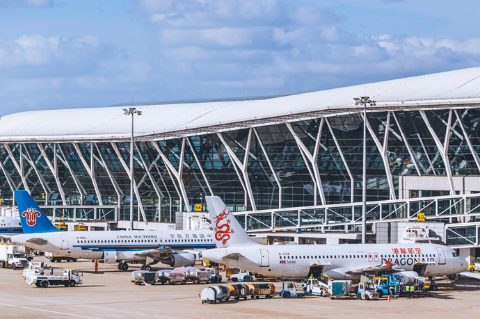 成都今日達航空快遞物流有限公司，跨省當天件包括國內跨省限時（6小時、8小時、12小時、16小時）-航空快遞；海鮮空運、肉類瓜果蔬菜緊急運輸-食品類專線；寵物托運；
